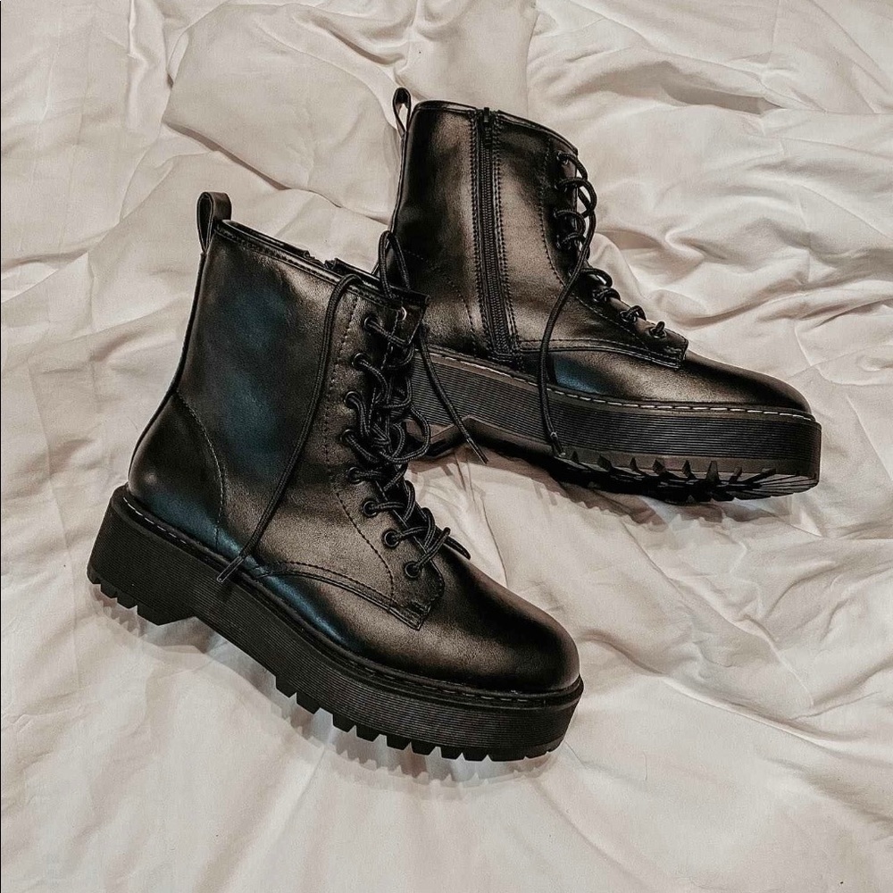 COPY - Women's Erin Lace-Up Combat Boots -
Universal Thread Black 8